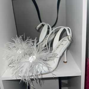 Lulus- white feather heels